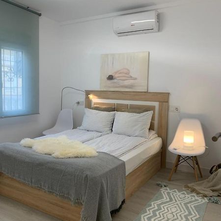 Holiday House Торрев'єха Екстер'єр фото